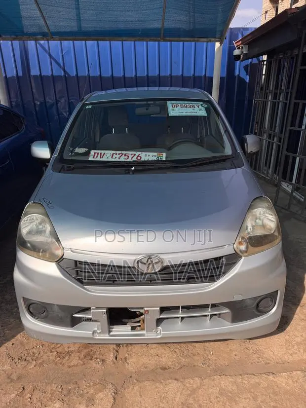 Toyota Pixis 2014 Gray · Photo 1