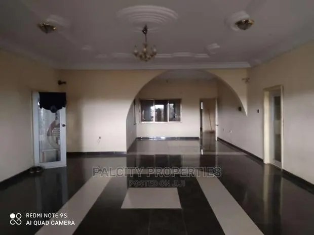 5bdrm House in Atasomanso, Kumasi Metropolitan for Rent · Photo 1
