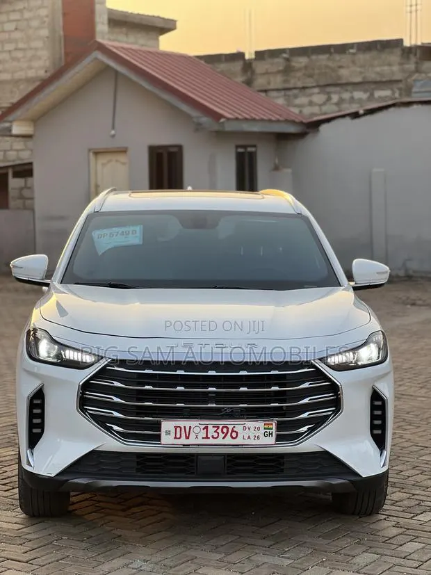 Jetour X70 Plus 1.5 5-Seater FWD 2022 White · Photo 1