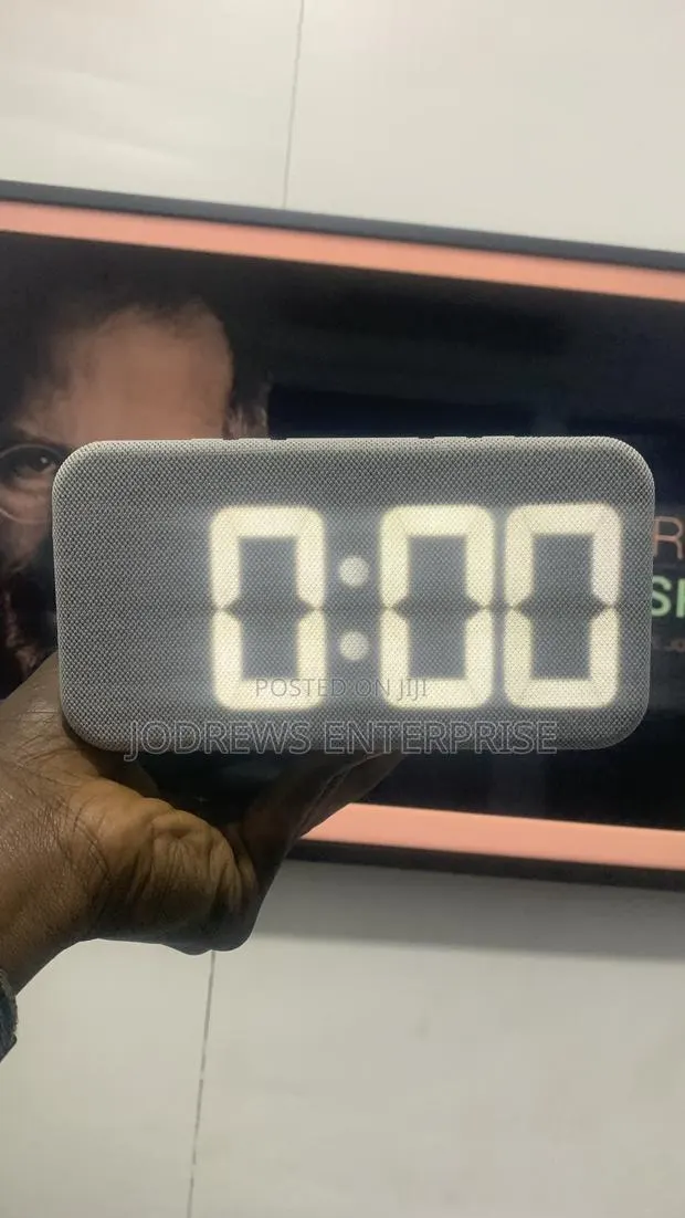 Oraimo Clockpoint Air Rechargeable Alarm Clock · Photo 1