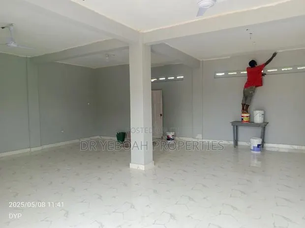 Spintex:- Double Shop for Rent, Texpo Market · Photo 1