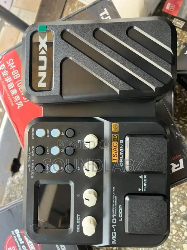 Nux Mg-101 Modeling Guitar Processor. · Photo 1