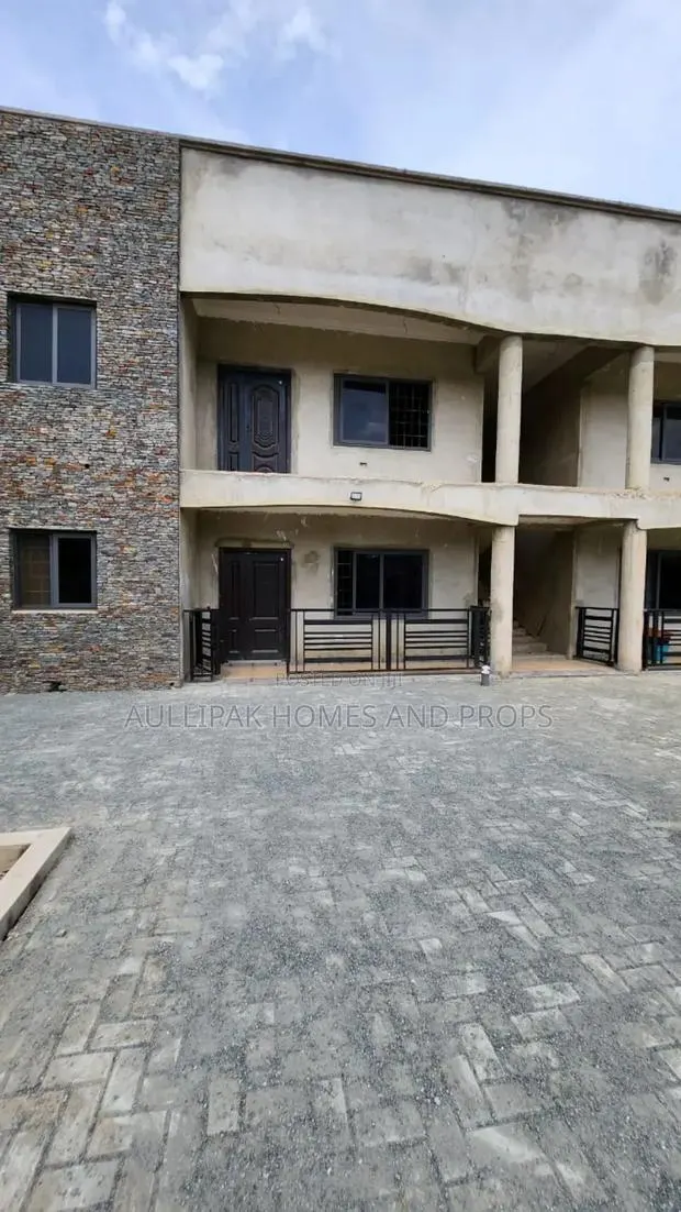 2bdrm Apartment in Ashaley Botwe for rent · Photo 1