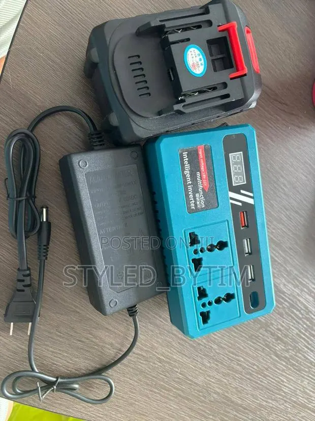 Portable Universal Charger · Photo 1