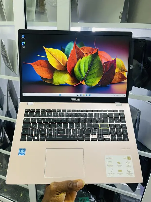 Laptop Asus Vivobook 15 4GB Intel Celeron SSD 128GB · Photo 1