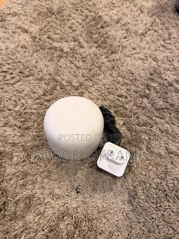 Google Nest Wifi Router · Photo 1
