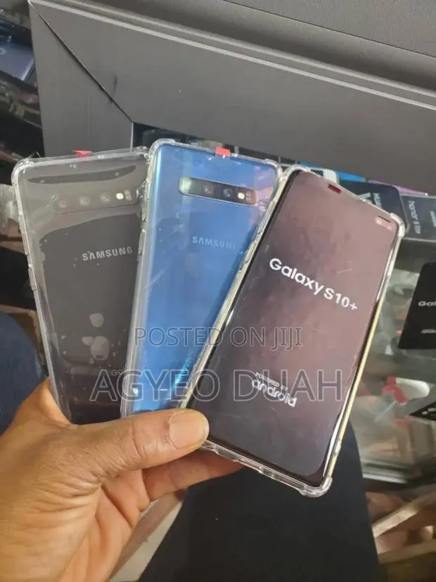New Samsung Galaxy S10 Plus 128 GB · Photo 1