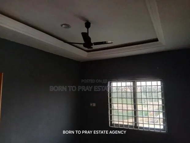 2bdrm Apartment in Born To Pray Estate, Ejisu-Juaben Municipal for rent · Photo 1