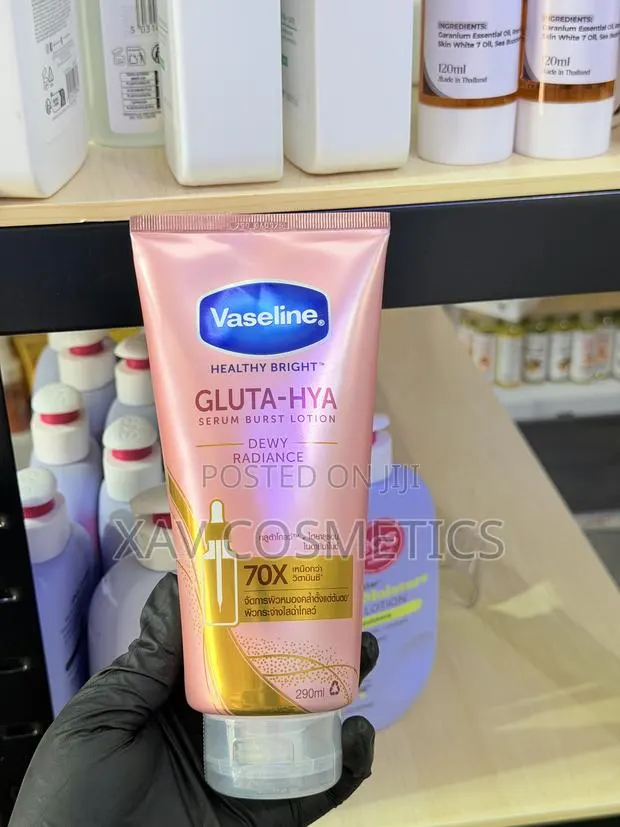 Vaseline Gluta Hya Serum Dewy Radiance · Photo 1