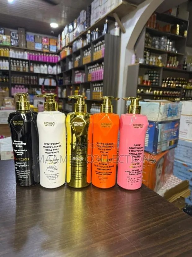 Golden White Face Body Lotion · Photo 1