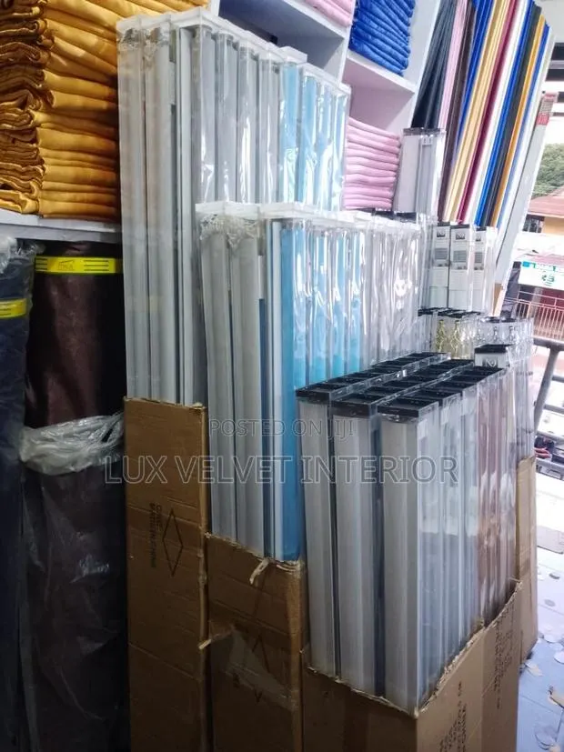 Window Blinds · Photo 1