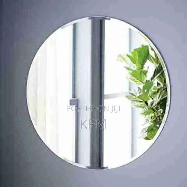 Equal Round Flexible Unbreakable Mirror 4040 · Photo 1