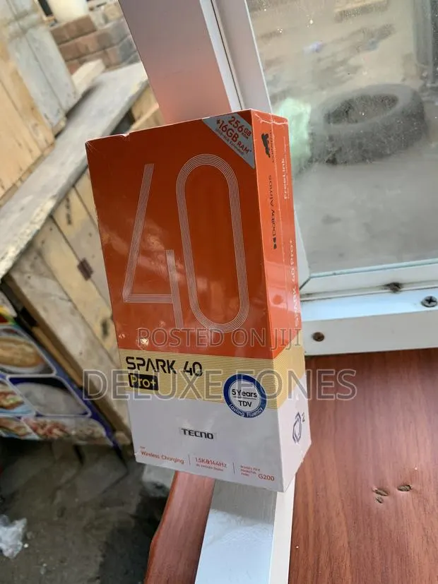 New Tecno Spark 40 Pro+ 256 GB Blue · Photo 1