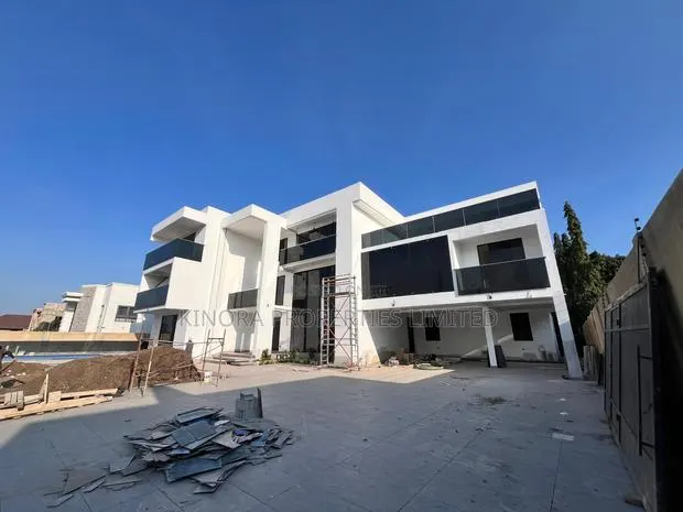 8bdrm Mansion in Adjiganor, East Legon for sale · Photo 1