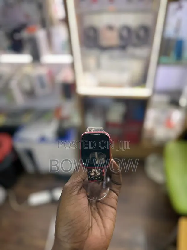 Apple Watch Series 9 45mm Product Red GPS Only · Photo 1