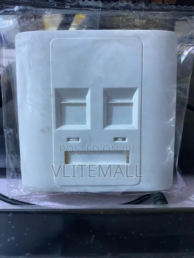 Double Faceplate · Photo 1