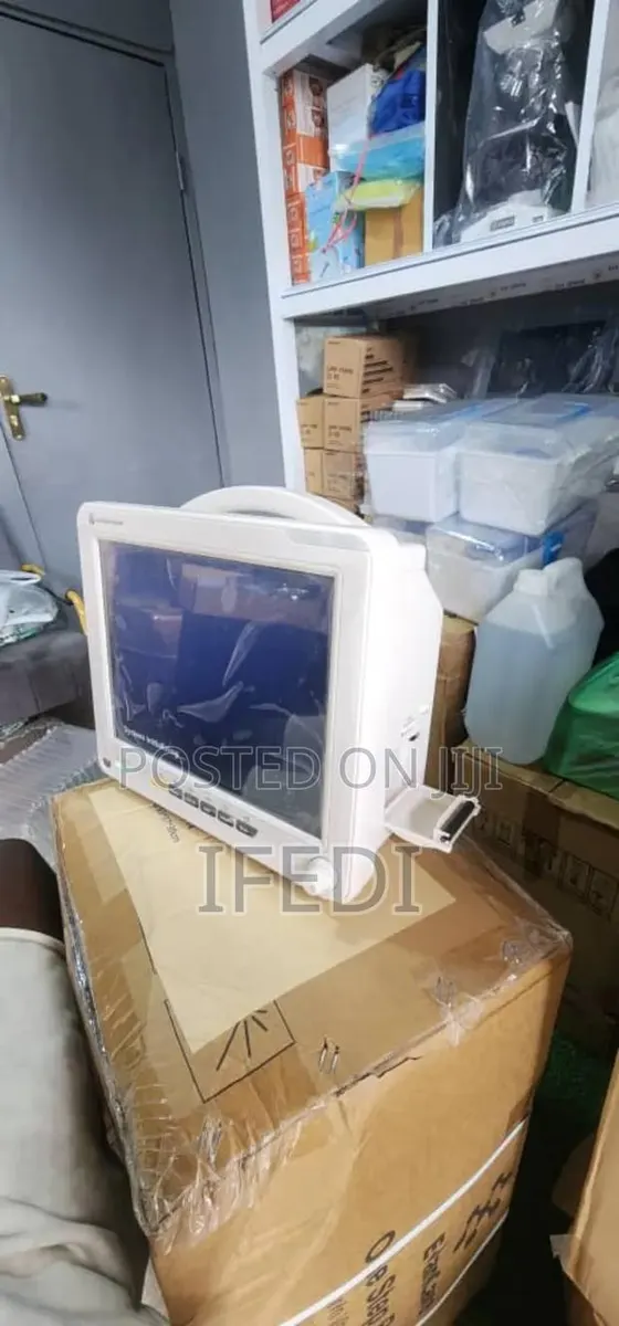 Patient Monitor · Photo 1