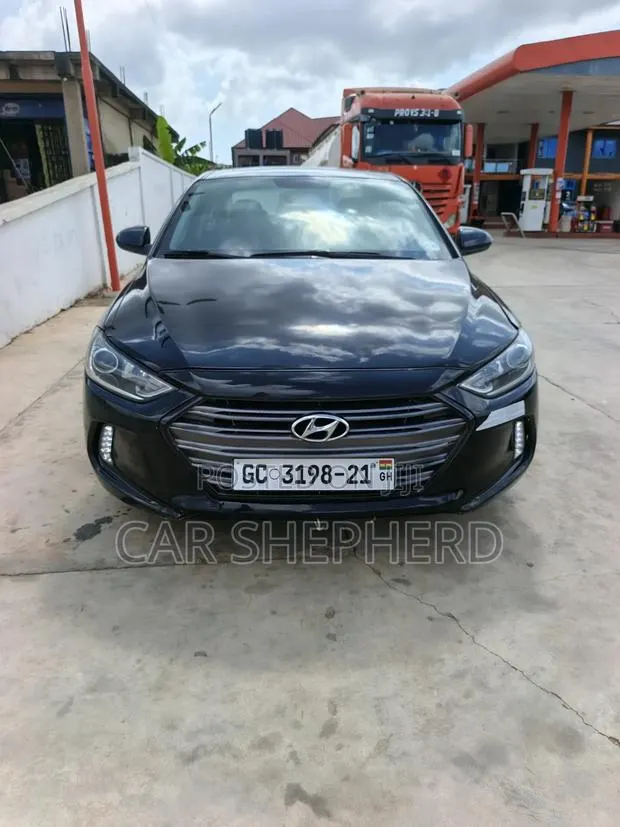Hyundai Elantra Limited 2018 Black · Photo 1