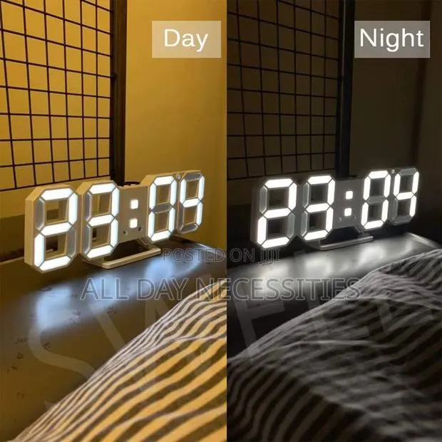 Digital Alarm Clock · Photo 1
