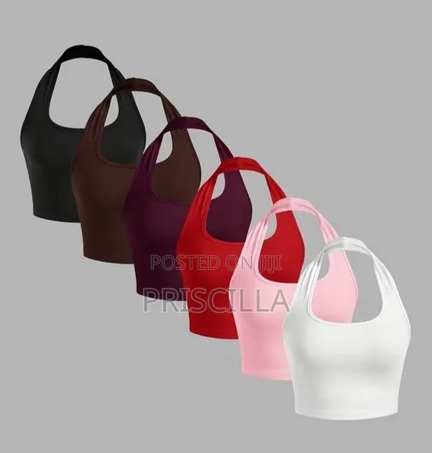 Halter Top · Photo 1