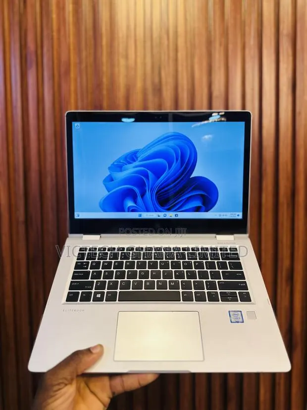 Laptop HP EliteBook x360 1030 G2 8GB Intel Core i5 SSD 256GB · Photo 1