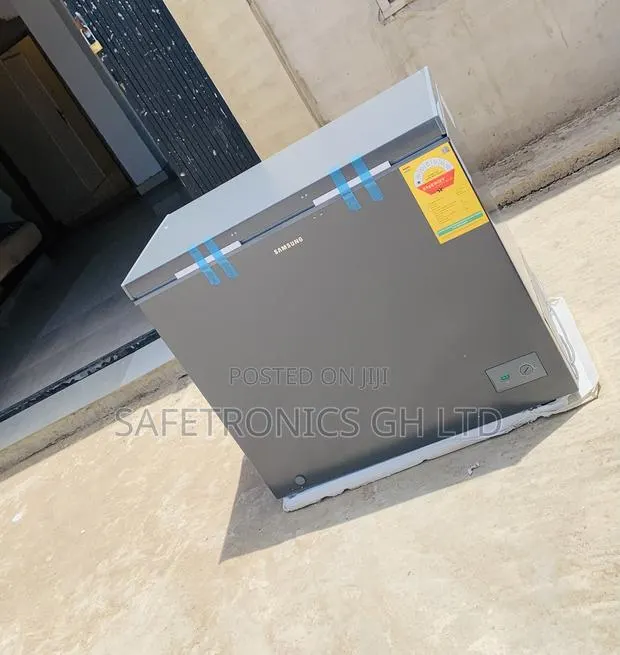 Choose Neat Samsung 198l Chest Freezer Ri70f20v1gagh · Photo 1