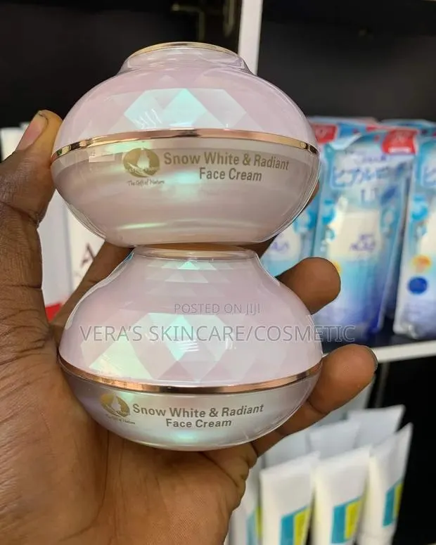Snow White Face Cream · Photo 1