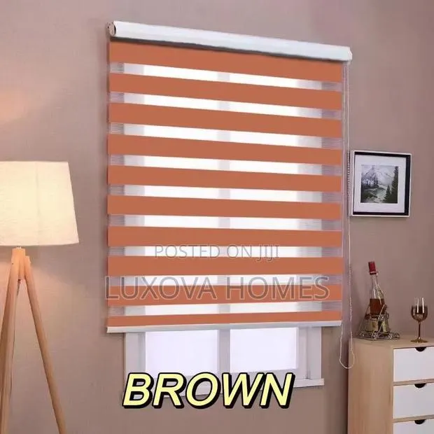 Modern Window Blinds for Luxurious Look.Available in Different Sizes. · Photo 1