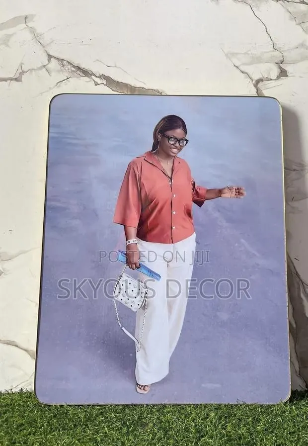 Laminated Picture Frame · Photo 1