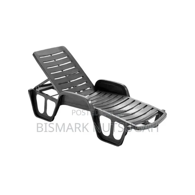 Sun Bed Swimming Pool Chair · Photo 1