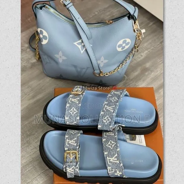 Ladies Designer Bag&slipper Combo · Photo 1