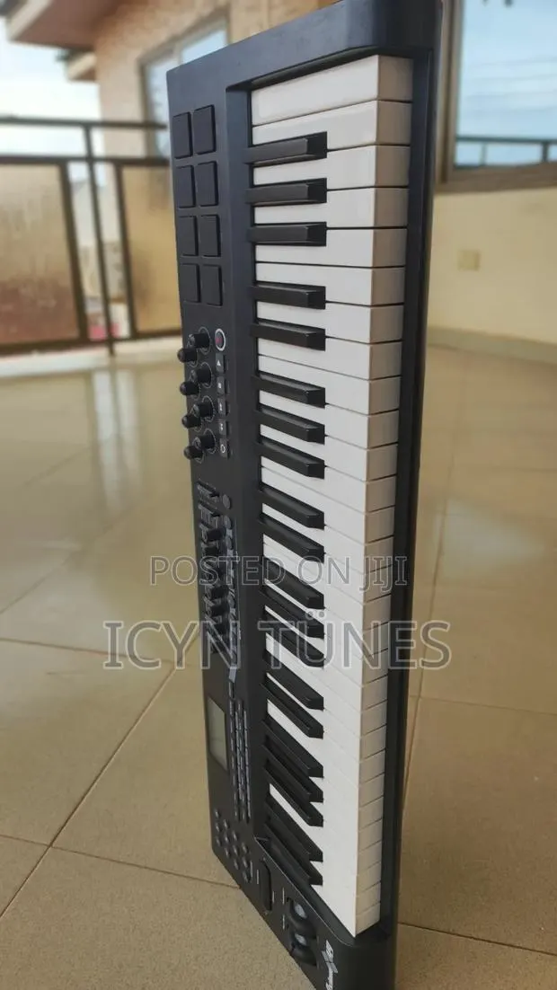 M-Audio Axiom 49 MIDI Keyboard · Photo 1