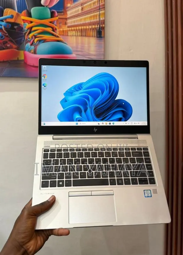 Laptop HP EliteBook 830 G6 16GB Intel Core i7 SSD 256GB · Photo 1