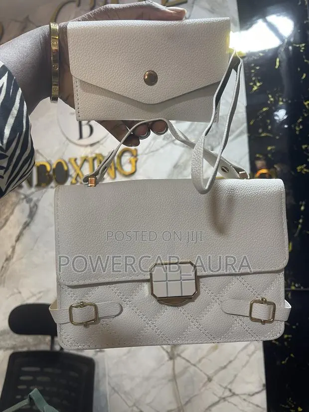 Ladies Bags · Photo 1