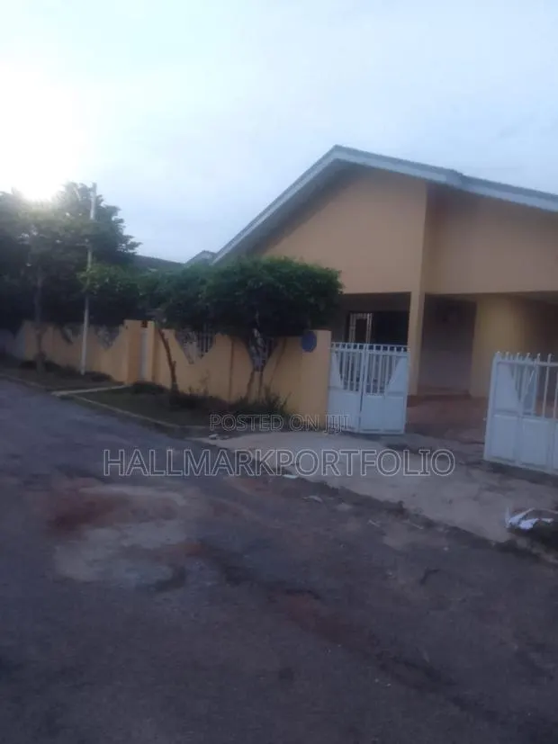 3bdrm House in Tema Community 25 for sale · Photo 1