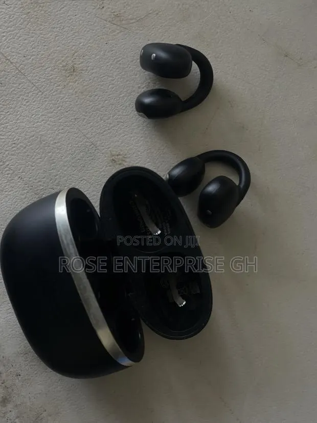 Oriamo Earphones · Photo 1
