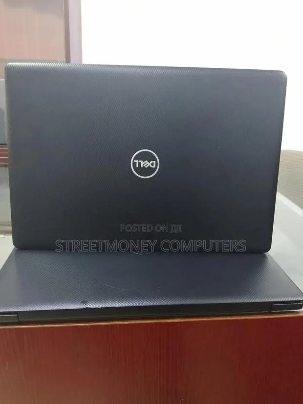 Laptop Dell Inspiron 15 8GB AMD Ryzen 3 SSD 256GB · Photo 1