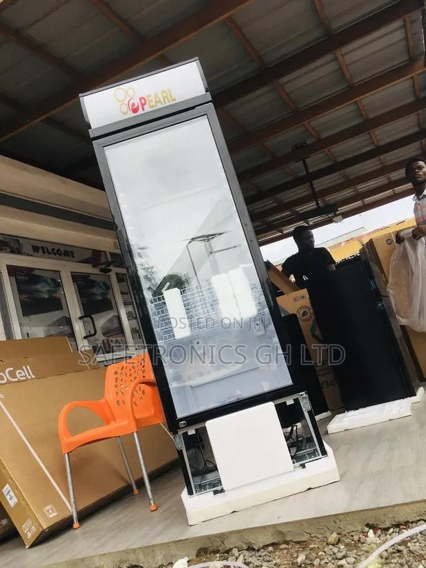 Singledoor Pearl Display PVC-424 Reliable Fridge · Photo 1