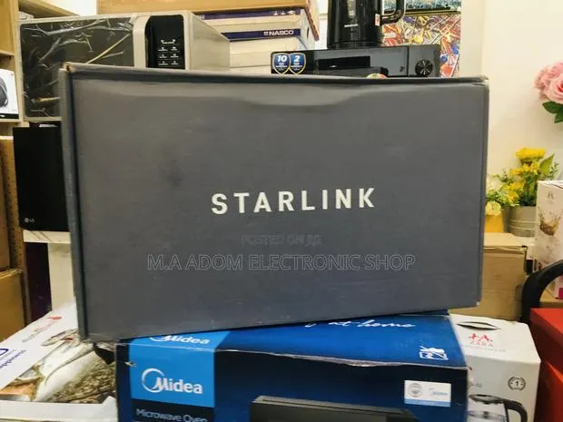 Spacex STARLINK Standard Kit: High-Speed, Low-Latency Intern · Photo 1