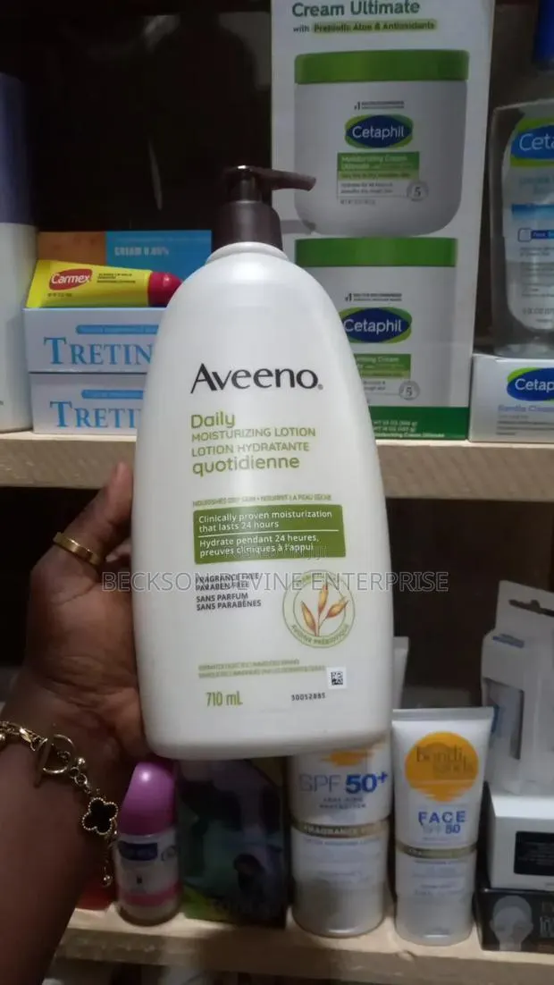Aveeno Daily Moisturizing Lotion · Photo 1