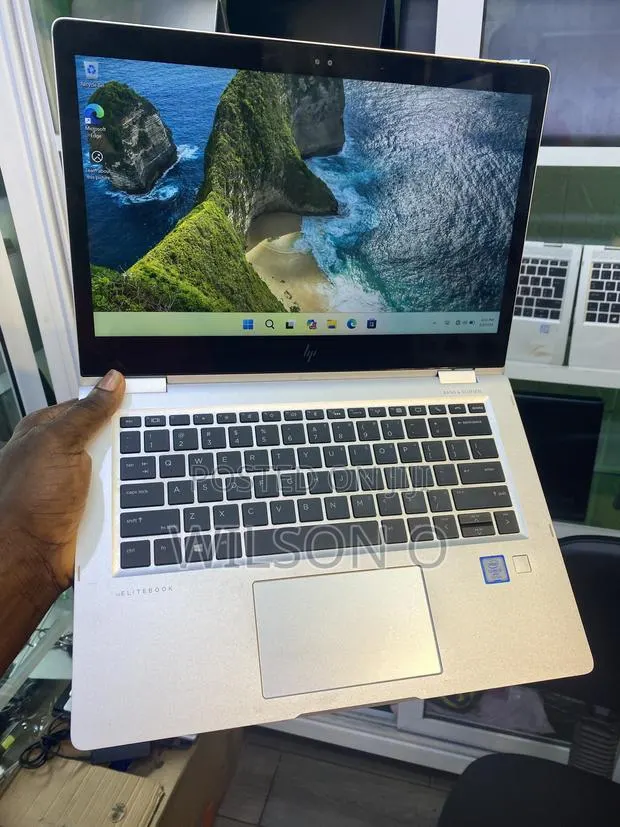 Laptop HP EliteBook x360 1030 G2 8GB Intel Core i5 SSD 256GB · Photo 1