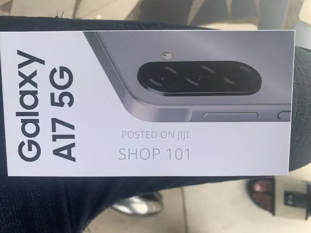New Samsung Galaxy A17 5G 256 GB Gray · Photo 1
