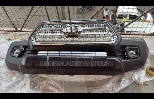 Toyota Tacoma 2016-2021 Front Bumper Complete Available · Photo 1