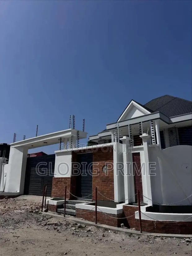 Security Electric Fencing Amd CCTV · Photo 6