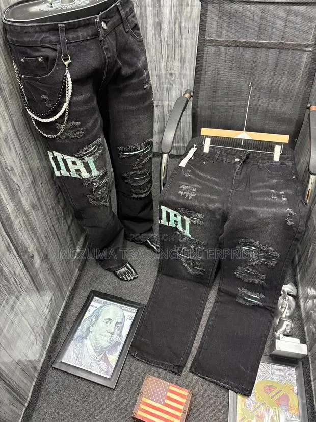 New Baggy Jeans · Photo 1