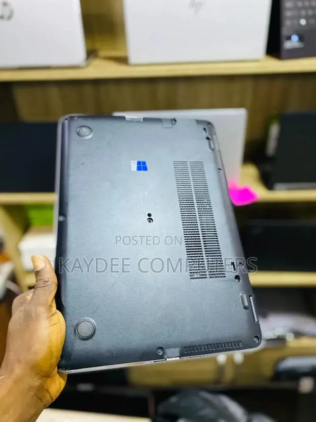 Laptop HP EliteBook 840 G4 8GB Intel Core i7 SSD 256GB · Photo 1