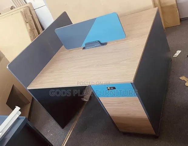 2 Seater Workstation (D-3) · Photo 1