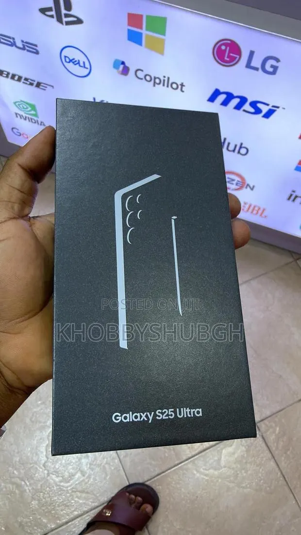 New Samsung Galaxy S25 Ultra 512 GB Black · Photo 1