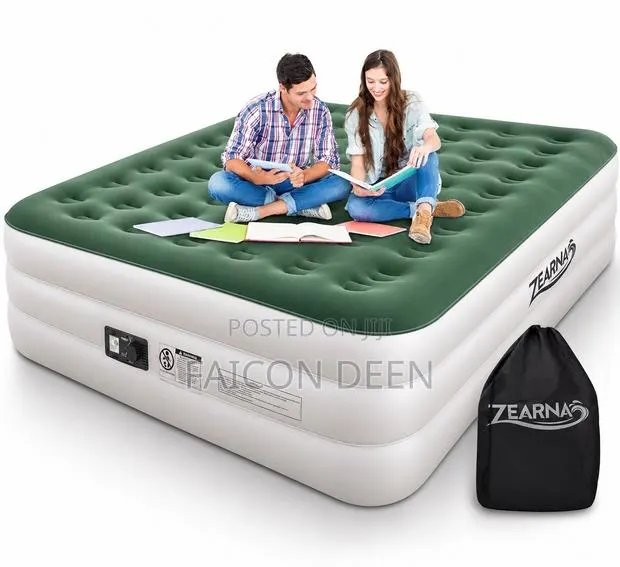 Unbearable Sleeping Conveniences ; Double Air Bed With an Inbuilt Pump · Photo 1