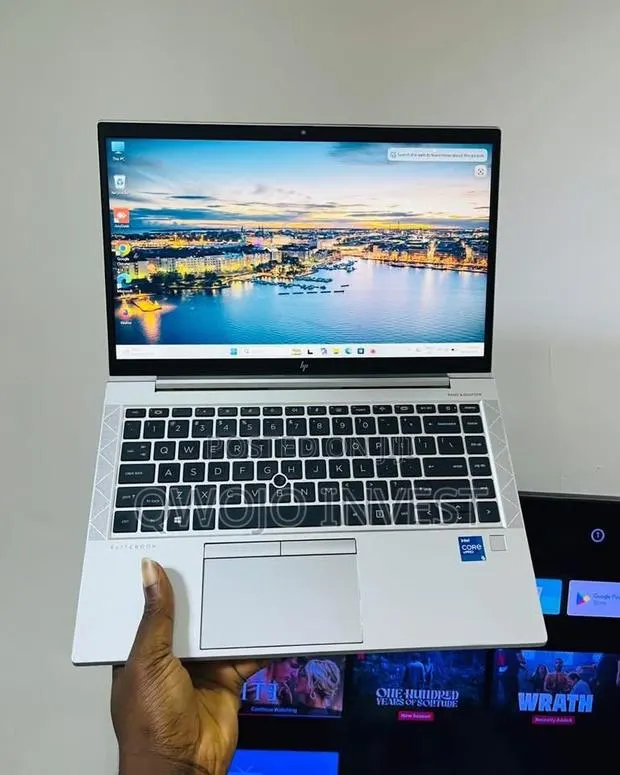 Laptop HP EliteBook 840 G8 32GB Intel Core i7 SSD 512GB · Photo 1
